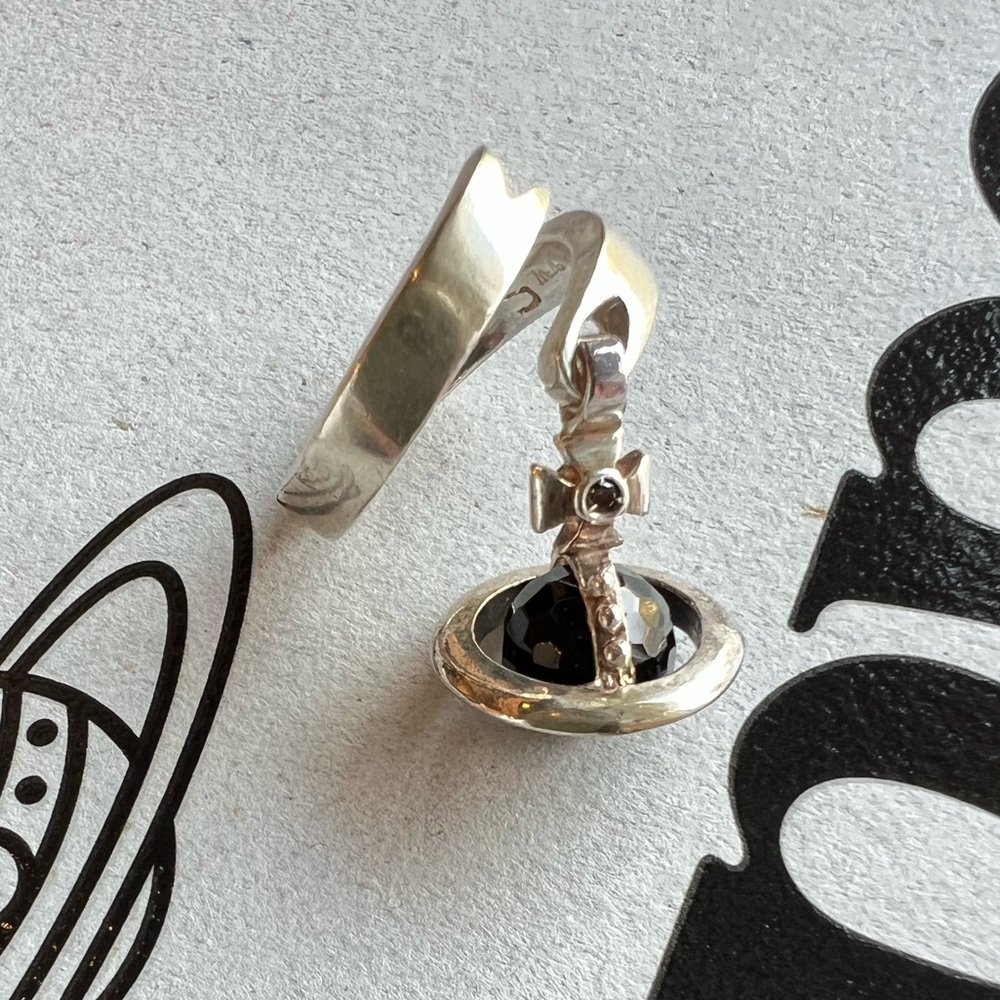 Vivienne Westwood Ring